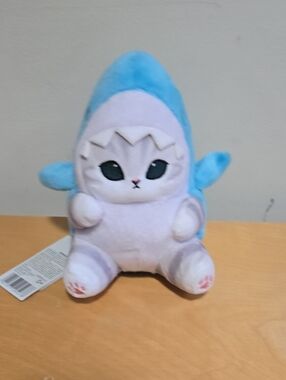 NWT 8in Mofusand Blue and White Plush Cat in Shark Outfit